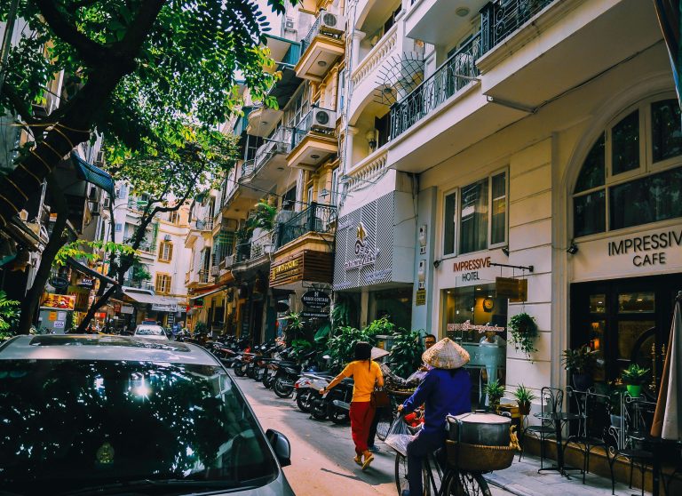 How Software Localization Drives Global Market Penetration
