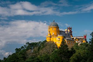 Building a travel budget that allows you to see the world