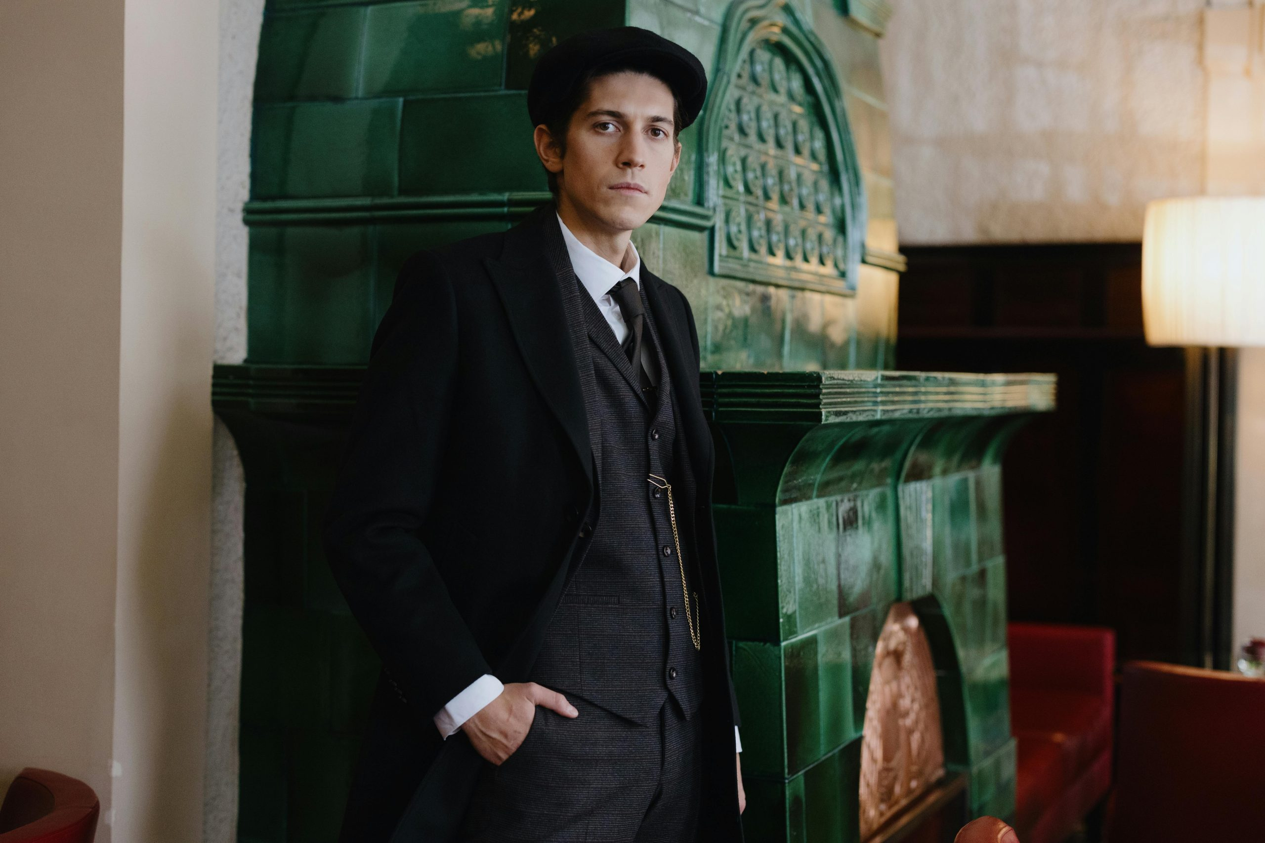 The timeless allure of vintage fashion in a fast-paced world