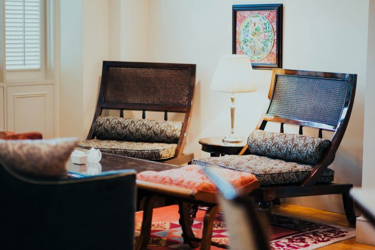 How to Find Peace and Serenity in a Busy Household