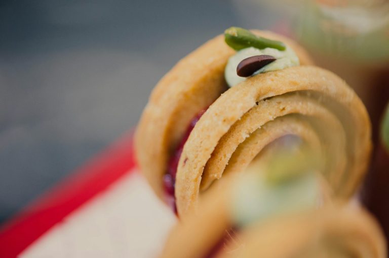 Exploring Sandwich Styles Across Cultures and Continents