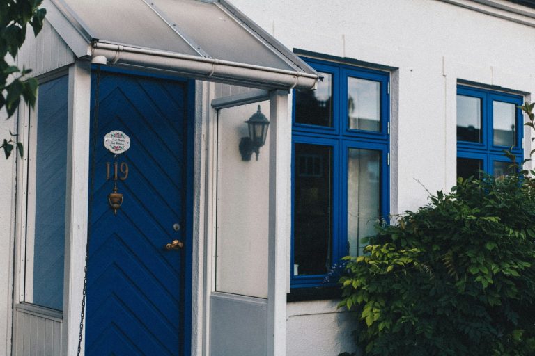 The Secret to Building a Strong and Supportive Home Community