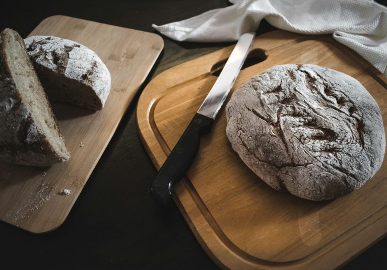 How to Bake Artisan Loaves Like Professional Bakers