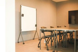 The teacher as a facilitator: moving from expert to guide in the classroom