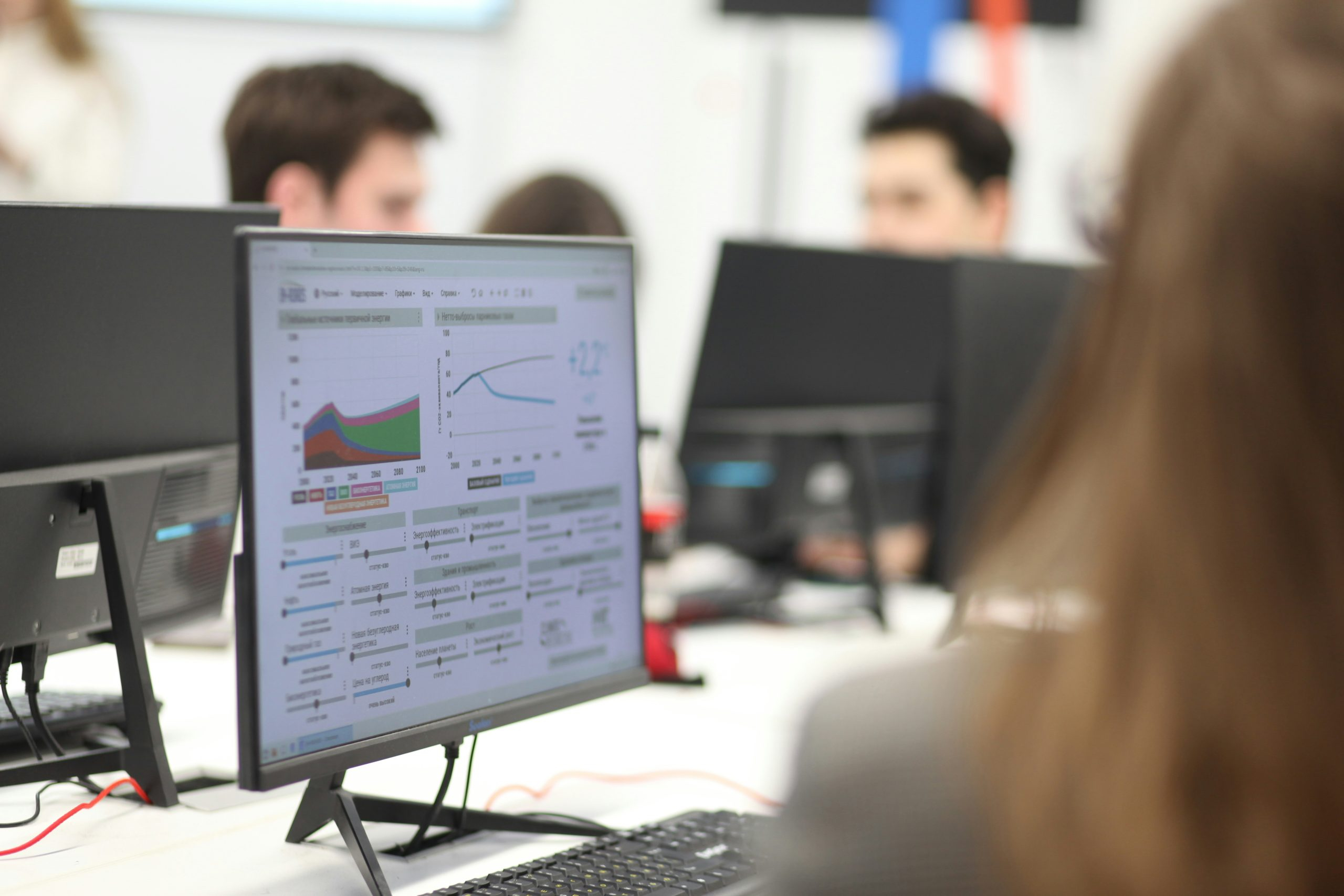 Technical Professionals Charting Career Growth